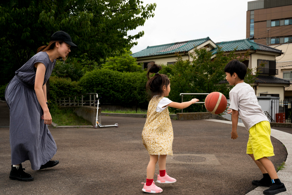 Nomes de esportes em chinês: 篮球 (lán qiú) - Basquete.